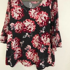 Super soft feminine ground to cover all of your imperfections